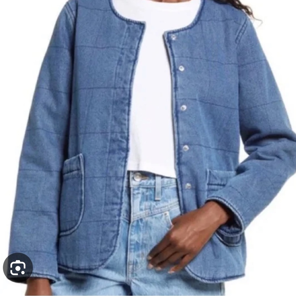Soft Quilted Denim Cropped jacket by Aware with front Pockets. Womens XS